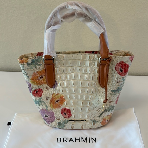 NWT Brahmin Bowie multi coloredpapaver